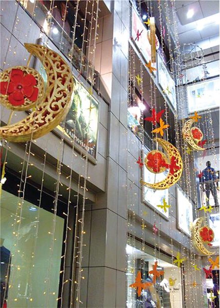 蘭山區中庭吊飾